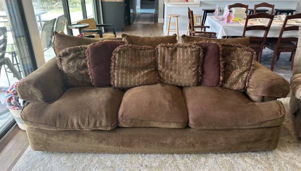 Thomasville Couch 1
