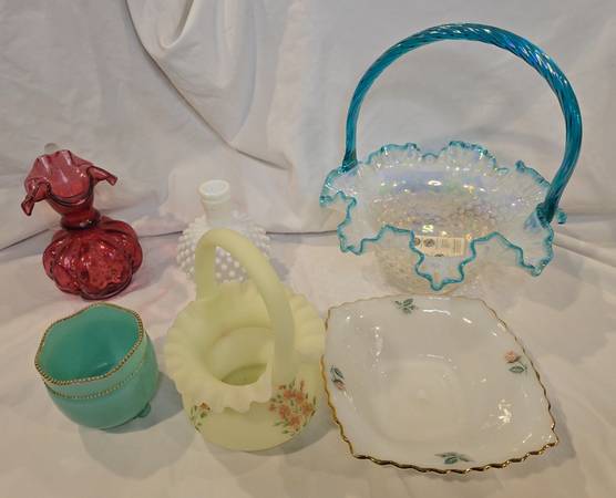 6 piece vintage glass set Fenton 1