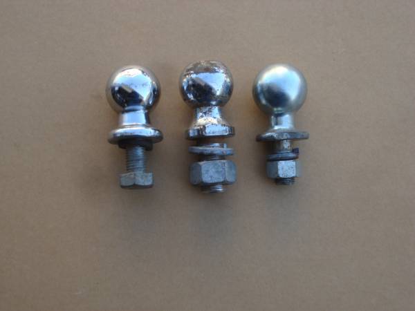TRAILER HITCH  BALLS 1