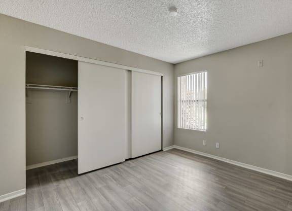 $1,299 / 2br - 840ft2 - Spacious Floor Plan, Great Price – 2-Bedroom + Free Month! (60 N. Pecos Rd, Las Vegas, NV)63907027296387122