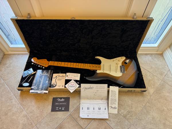 Fender Eric Johnson Stratocaster 1