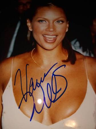 Vanessa Williams Autograph w.COA 1
