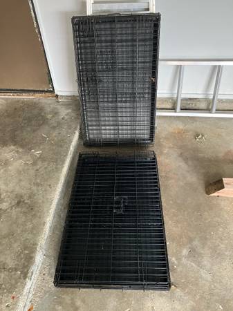 dog crates (2) 1