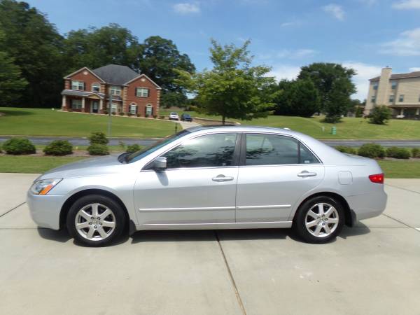 2006 honda accord ex-l v6 2owners (230K)hwy mi loaded leather sharp%% - $4,400 (riverdale)63620547646339121