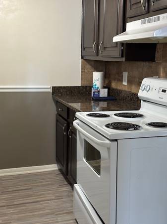 $919 / 1br - 580ft2 - DONT PASS ON OUR GREAT DEALS! (Jeffersonville)64008826858883124
