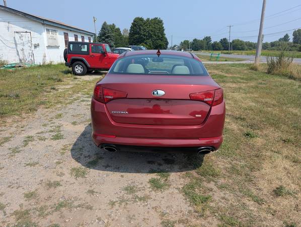 2013 Kia Optima LX, vehículo de Massachusetts con servicio realizado, viene con NYSI - $5.795 (Adams Center)63470413123331123