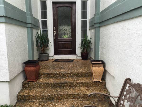 **BEST PRICES ANYWHERE!! PRESSURE WASHING IN ALL SAN ANTONIO AREAS!!! 1