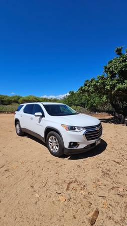 2019 White Chevy Traverse 1