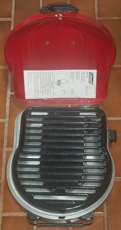 Coleman Model 9939 Fold N Go Portable Outdoor Propane Camping Grill - $55 (Pauma Valley)63471189569411121