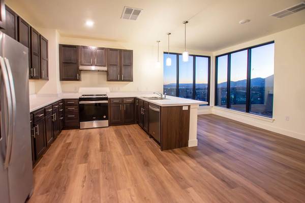 $1,772 / 2br - 908ft2 - Playground, On-site maintenance, Walk-In Closets (1609 Zebulon Dr, Colorado Springs, CO)63658145796993122
