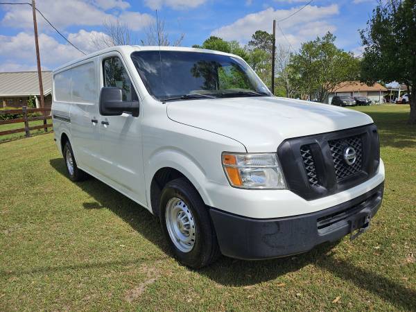 2014 Nissan NV 2500 - Photo 2