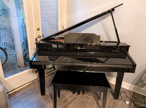 Selling my Williams Symphony Grand 2 piano 1