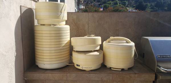 5 Food Dehydraters FREE! FREE! FREE 1
