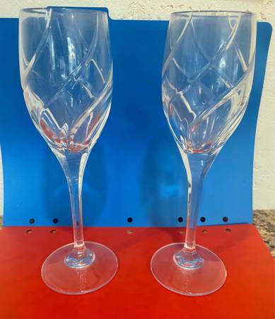 2 Mikasa Olympus 6 Oz Wine Glasses 1