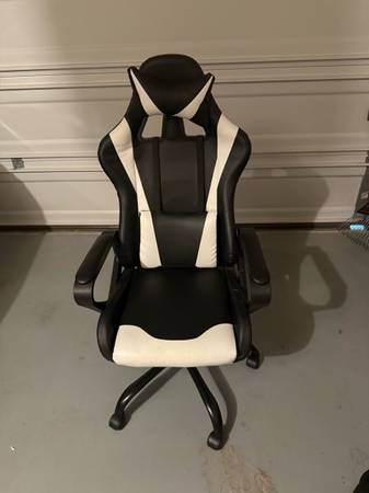 Black & White Racing Style Gaming Chair with Headrest & Lumbar Support – Swive 1