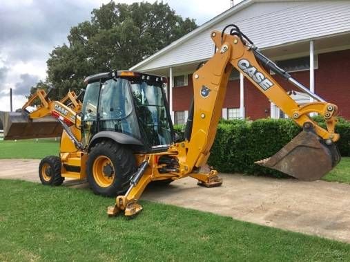 Completelyserviced2018Case backhoe 4x4 1