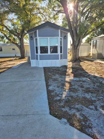 $25,000 / 2br - Dos habitaciones, un baño, modelo de parque remodelado de 1989 (Frostproof)64149646467713120