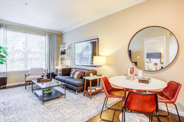 $1,655 / 1br - 720ft2 - Style and Luxury at IMT at City Park. 1 bed / 1 bath / 720 sq ft! (Denver - City Park)63973505052418124