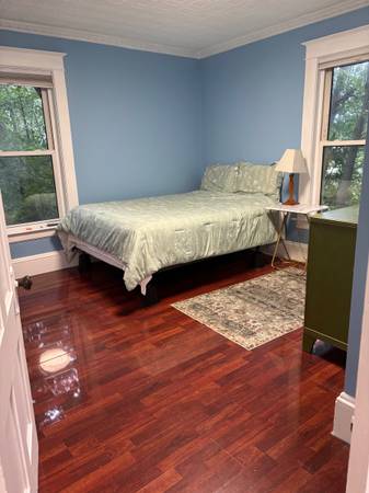 $1,375 / 1br - Furnished Room in Lebanon NH– Move-In Ready (Lebanon)63932060109187120