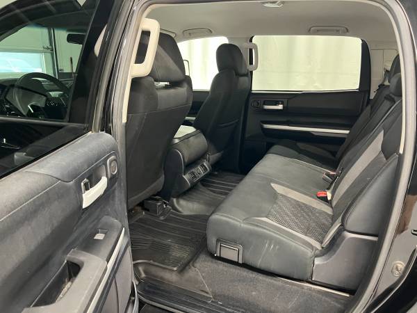 2014 Toyota Tundra SR5 4x4 - Photo 9