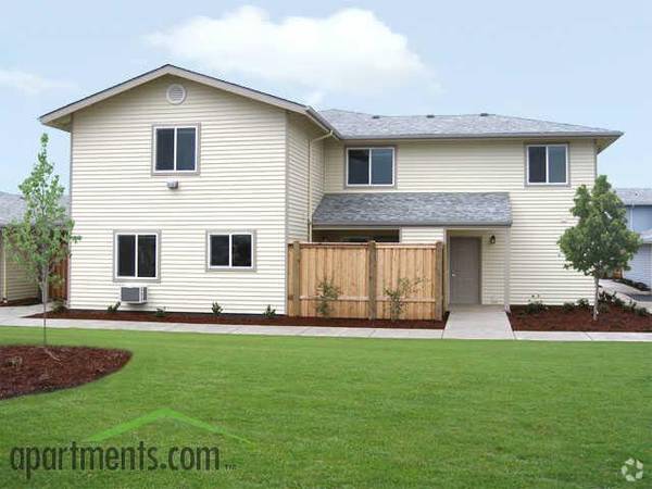 $1,890 / 2br - 1150ft2 - Room to Unpack: Big Kitchen + Storage Galore in 2Bed Apartment63977277329155122