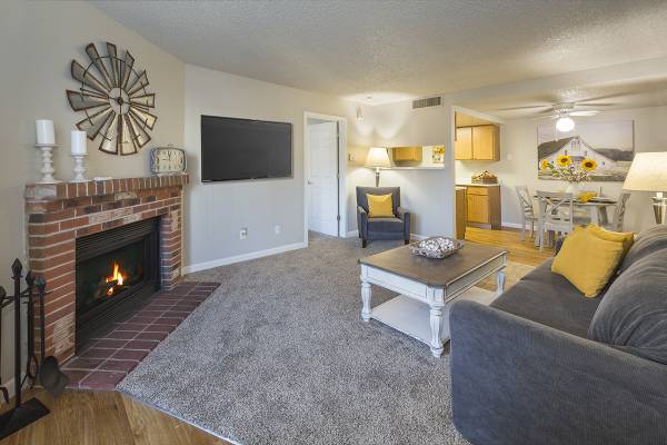 $1,312 / 1br - 650ft2 - FIRST Floor 1 Bed for you! Apply Today! Move in Special!! (Briargate)63658213626241124