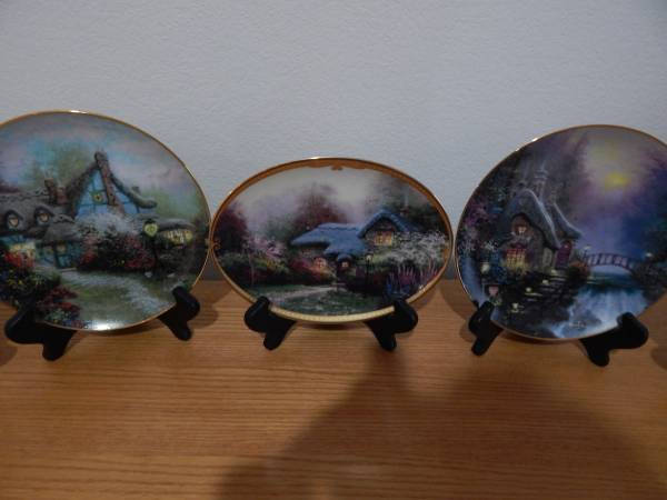 Thomas Kinkade Mint Plates 1