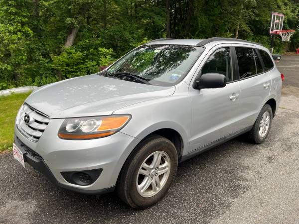 For Sale: 2010 Hyundai Santa Fe GLS PRICE REDUCTION - $2,50063623725537411121