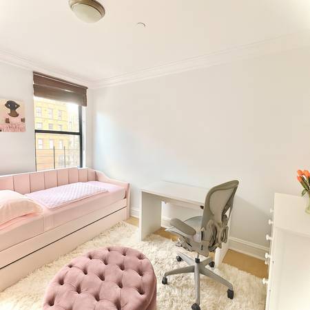 $2,500 / 2br - 1000ft2 - 2br - Room for Rent– Private Bath + Rooftop + Gym – Steps from Central (Harlem / Morningside)63945494240259120