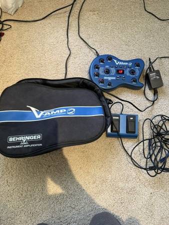 Guitar Modeling Processors Bundle: Korg AX3G & Behringer V-AMP2 1
