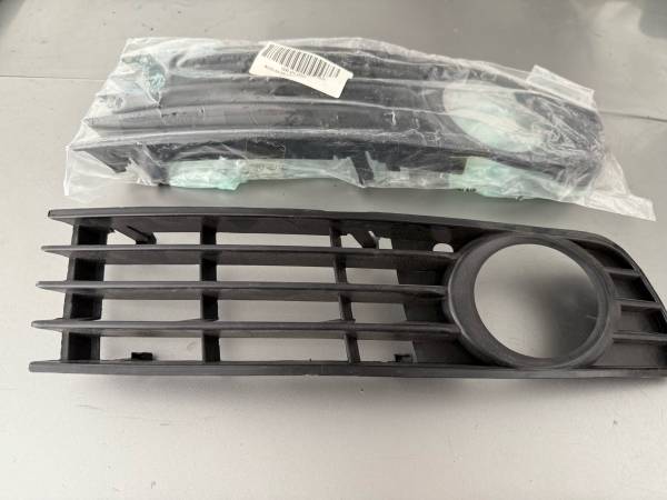 Audi A4 Grille 1