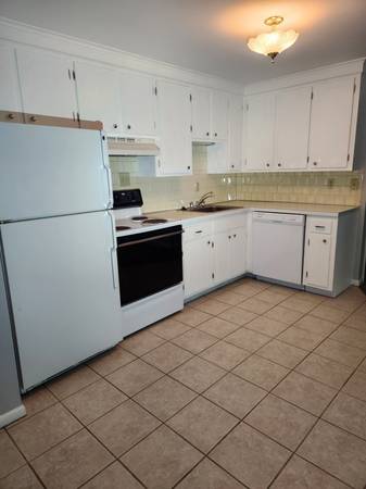 $1,750 / 1br - 508ft2 - APARTMENT AVAILABLE NOW! (Foxboro)63996549261443121