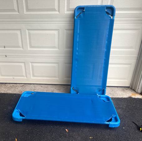 Lakeshore Kids Easy-Stack Cots 1