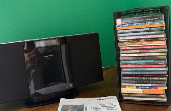 CD Panasonic Compact Stereo System w/CD Collection 1