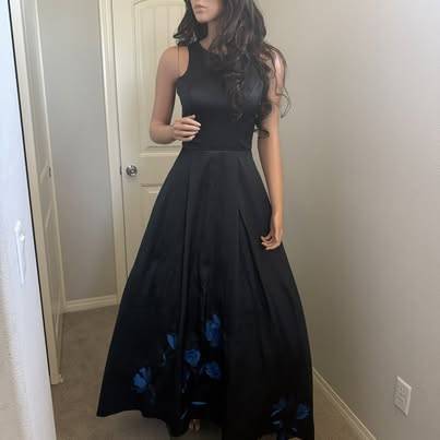 ✨ Dramatic Black & Electric Blue Satin Ballgown ✨ 1
