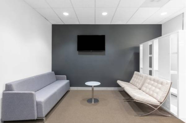 $389 Fully Furnished Private Office For You in Downtown Burbank! (Burbank)63818700901251123
