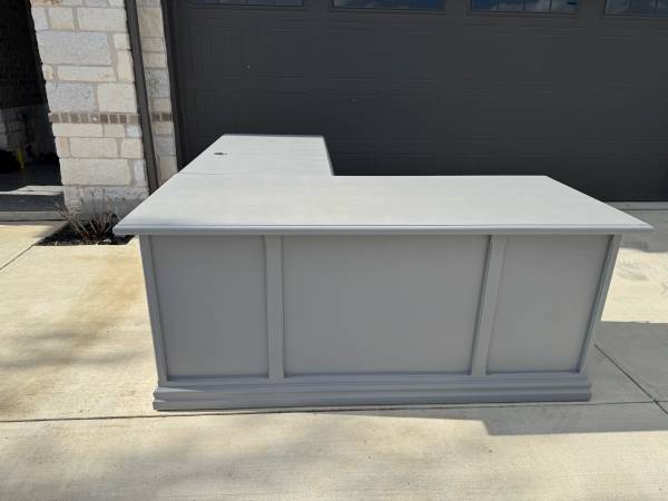 Solid Oak Gray Executive Desk 1