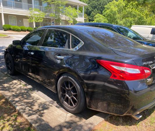 2016 nissan Altima - $1,500 (Atlanta)63620068046337123