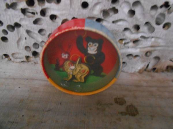 Vintage  round paper Bear Monkey Rabbit and Cat puzzle 1