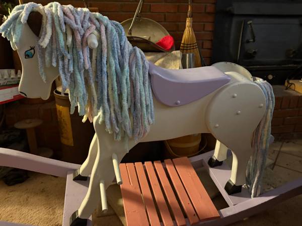 Rocking hobby horse 1