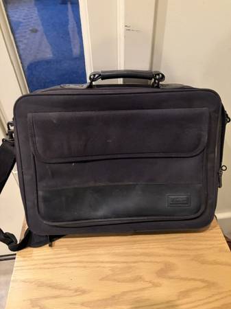 lap top briefcase 1