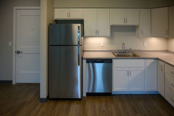 $1,895 / 2br - Rochester - Apple Ridge Apartments - 2 Bedrooms Available Now! (Rochester)63931520752130121