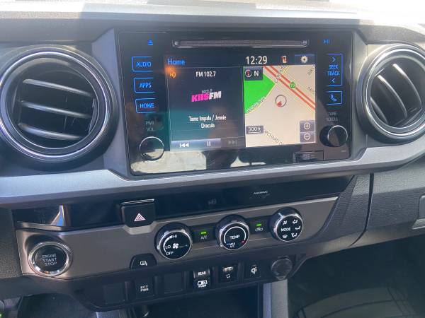 2018 Toyota TACOMA SR5 - Photo 13