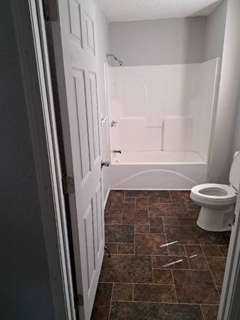 $985.00 / 3br - 1120ft2 - 3 Bdrm 1 Ba New To The Downtown Area63812779728385123