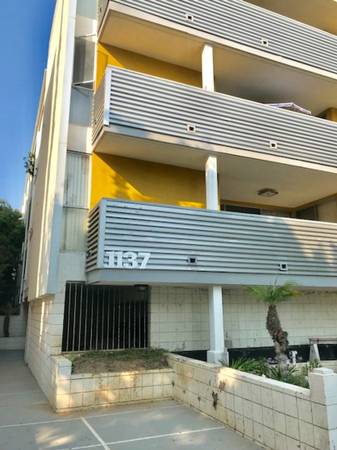 Spacious Unit Available 1