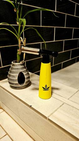 7" Turbo Torch (Lemon Yellow) – Filled & Ready! 1