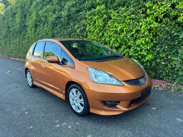 2010 Honda Fit Sport - $6,499 (Everett)63470766514689121