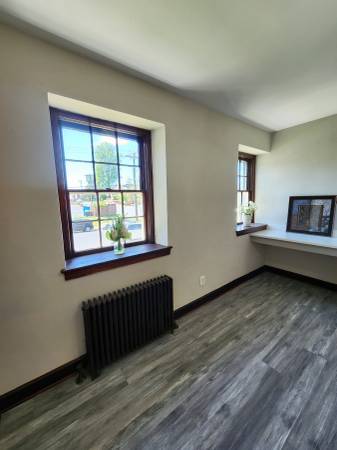 $1,549 / 2br - Apartamento de 2 dormitorios (Laurel)63694609779715124
