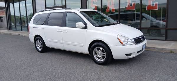 2012 KIA SEDONA LX - $7,99163442546441601121