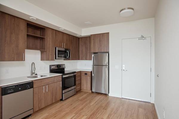 $2,202 / 2br - 854ft2 - Don't Delay, Apply Today! 4 Weeks Free Rent + $250 Look and Lease! (Williams, Eliot)64039058321281120
